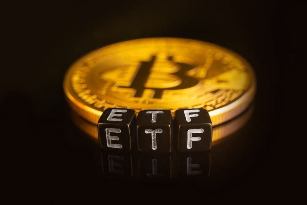 simbolo bitcoin com formato de explosão